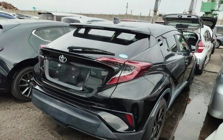 Toyota C-HR I рестайлинг, 2018 год, 1 800 000 рублей, 5 фотография