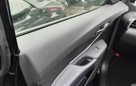 Toyota C-HR I рестайлинг, 2018 год, 1 800 000 рублей, 7 фотография