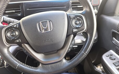 Honda Stepwgn IV, 2019 год, 2 350 000 рублей, 8 фотография