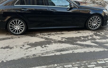 Mercedes-Benz E-Класс, 2013 год, 2 100 000 рублей, 2 фотография