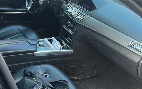 Mercedes-Benz E-Класс, 2013 год, 2 100 000 рублей, 7 фотография