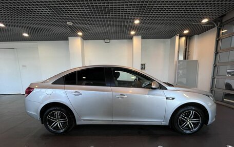 Chevrolet Cruze II, 2011 год, 668 000 рублей, 2 фотография