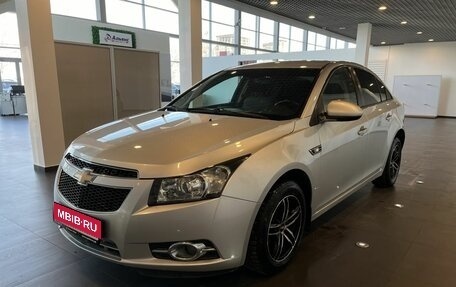 Chevrolet Cruze II, 2011 год, 668 000 рублей, 7 фотография