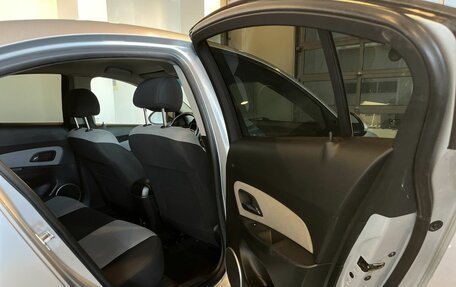 Chevrolet Cruze II, 2011 год, 668 000 рублей, 17 фотография