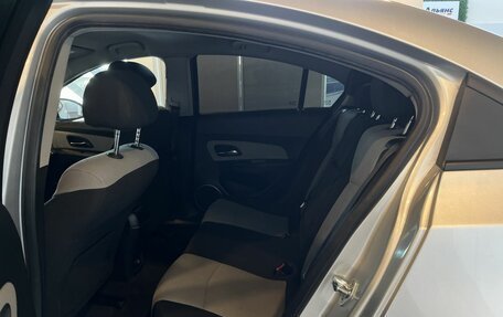 Chevrolet Cruze II, 2011 год, 668 000 рублей, 21 фотография