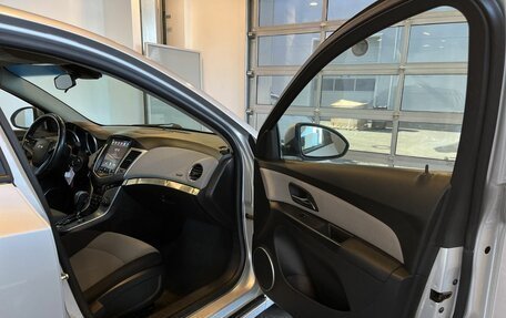 Chevrolet Cruze II, 2011 год, 668 000 рублей, 24 фотография