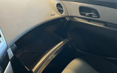 Chevrolet Cruze II, 2011 год, 668 000 рублей, 27 фотография