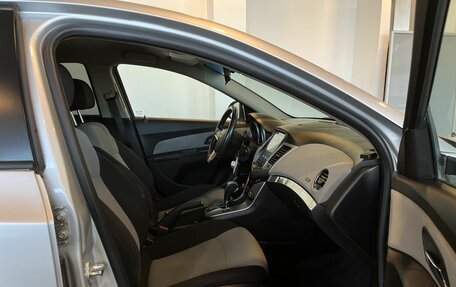 Chevrolet Cruze II, 2011 год, 668 000 рублей, 26 фотография