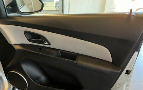 Chevrolet Cruze II, 2011 год, 668 000 рублей, 25 фотография