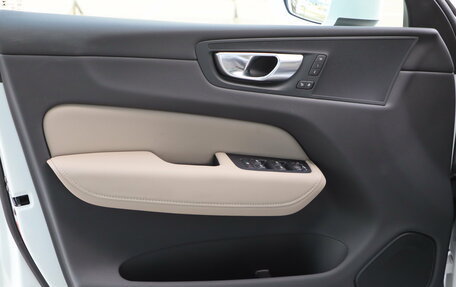 Volvo XC60 II, 2025 год, 6 690 000 рублей, 10 фотография