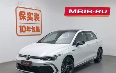 Volkswagen Golf VIII, 2022 год, 2 000 000 рублей, 1 фотография