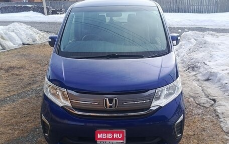 Honda Stepwgn IV, 2015 год, 1 580 000 рублей, 1 фотография