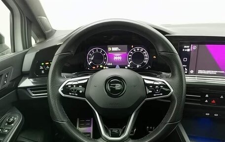 Volkswagen Golf VIII, 2022 год, 2 000 000 рублей, 8 фотография