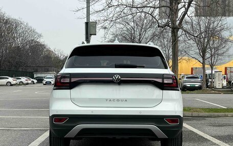 Volkswagen T-Cross I, 2022 год, 1 792 000 рублей, 5 фотография