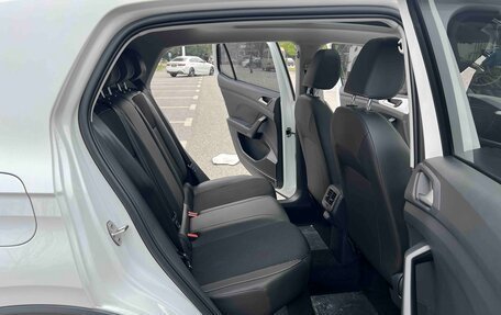 Volkswagen T-Cross I, 2022 год, 1 792 000 рублей, 17 фотография