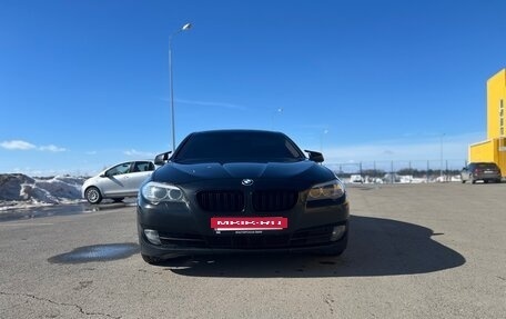 BMW 5 серия, 2010 год, 1 530 000 рублей, 2 фотография