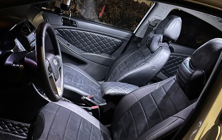 Hyundai Solaris II рестайлинг, 2014 год, 740 000 рублей, 2 фотография