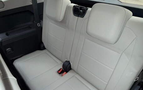 Volkswagen Tiguan II, 2017 год, 1 900 000 рублей, 16 фотография