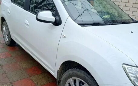 Renault Logan II, 2020 год, 950 000 рублей, 12 фотография