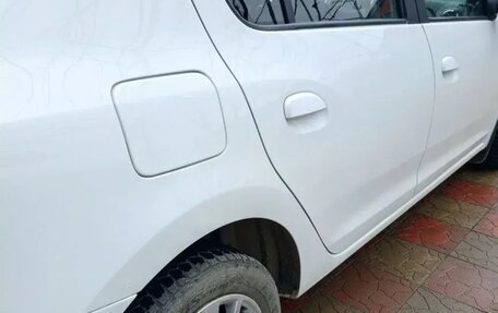 Renault Logan II, 2020 год, 950 000 рублей, 11 фотография