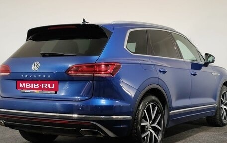 Volkswagen Touareg III, 2018 год, 4 470 000 рублей, 5 фотография