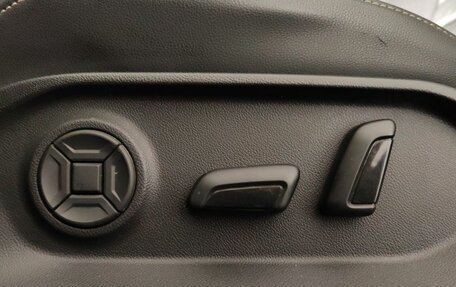 Volkswagen Touareg III, 2018 год, 4 470 000 рублей, 21 фотография