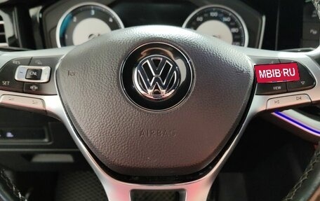 Volkswagen Touareg III, 2018 год, 4 470 000 рублей, 18 фотография