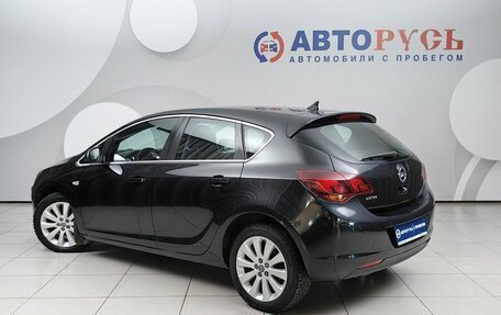 Opel Astra J, 2011 год, 599 000 рублей, 2 фотография
