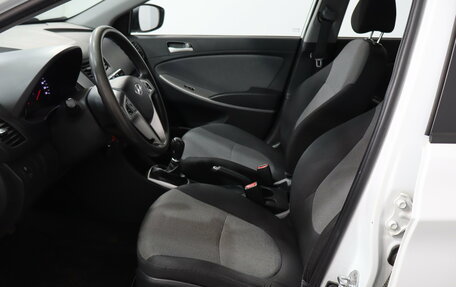 Hyundai Solaris II рестайлинг, 2013 год, 699 000 рублей, 8 фотография