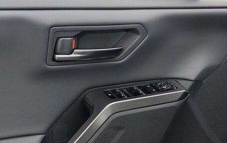 Toyota RAV4, 2025 год, 5 090 000 рублей, 17 фотография
