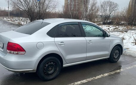 Volkswagen Polo VI (EU Market), 2013 год, 735 000 рублей, 2 фотография