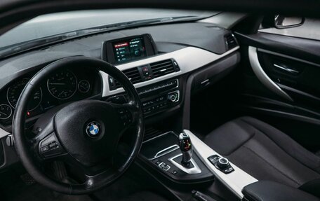 BMW 3 серия, 2018 год, 1 298 000 рублей, 8 фотография