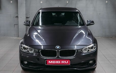 BMW 3 серия, 2018 год, 1 298 000 рублей, 2 фотография