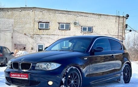 BMW 1 серия, 2007 год, 640 000 рублей, 1 фотография