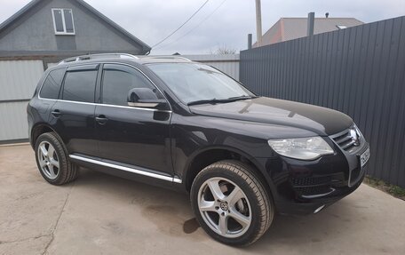 Volkswagen Touareg III, 2007 год, 1 250 000 рублей, 2 фотография