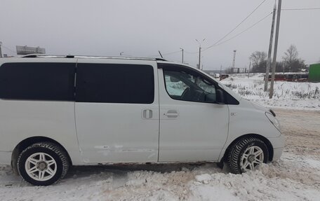 Hyundai Grand Starex Grand Starex I рестайлинг 2, 2011 год, 1 200 000 рублей, 4 фотография