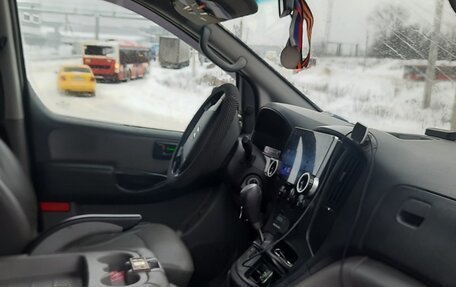 Hyundai Grand Starex Grand Starex I рестайлинг 2, 2011 год, 1 200 000 рублей, 5 фотография