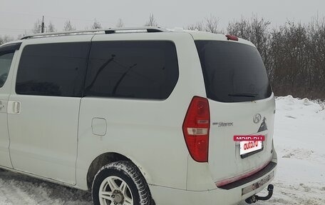 Hyundai Grand Starex Grand Starex I рестайлинг 2, 2011 год, 1 200 000 рублей, 2 фотография