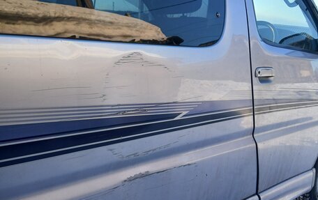 Toyota Regius, 1997 год, 830 000 рублей, 4 фотография