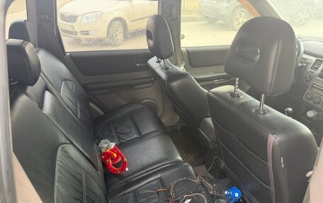 Nissan X-Trail, 2005 год, 380 000 рублей, 3 фотография