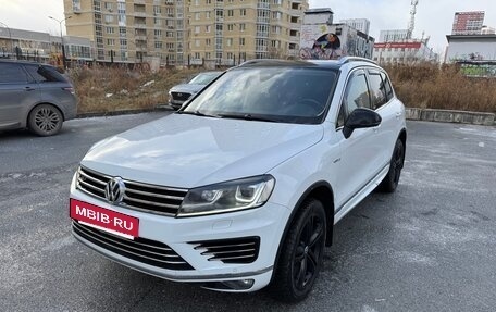 Volkswagen Touareg III, 2017 год, 3 950 000 рублей, 3 фотография