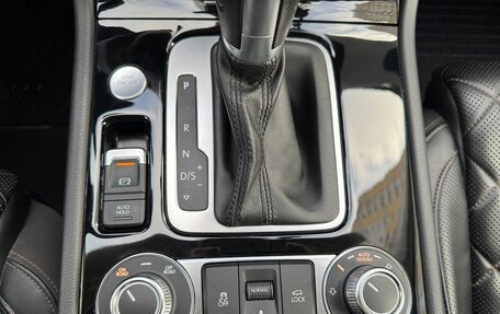 Volkswagen Touareg III, 2017 год, 3 950 000 рублей, 22 фотография