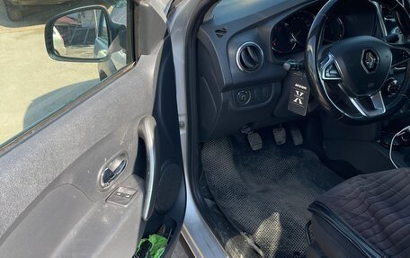 Renault Logan II, 2020 год, 950 000 рублей, 6 фотография