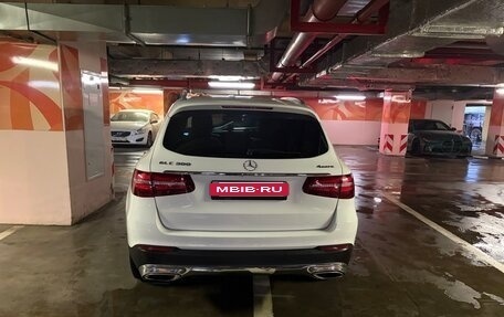 Mercedes-Benz GLC, 2018 год, 3 300 000 рублей, 5 фотография