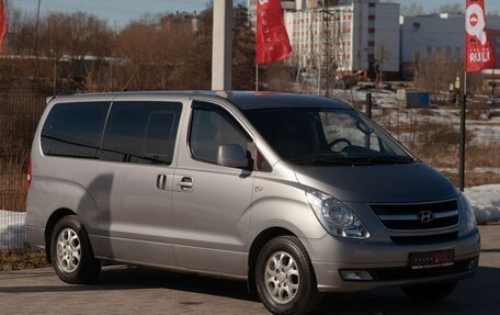 Hyundai Grand Starex Grand Starex I рестайлинг 2, 2011 год, 1 570 000 рублей, 3 фотография