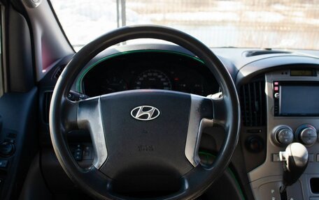 Hyundai Grand Starex Grand Starex I рестайлинг 2, 2011 год, 1 570 000 рублей, 22 фотография