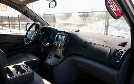 Hyundai Grand Starex Grand Starex I рестайлинг 2, 2011 год, 1 570 000 рублей, 19 фотография