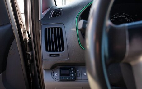 Hyundai Grand Starex Grand Starex I рестайлинг 2, 2011 год, 1 570 000 рублей, 33 фотография