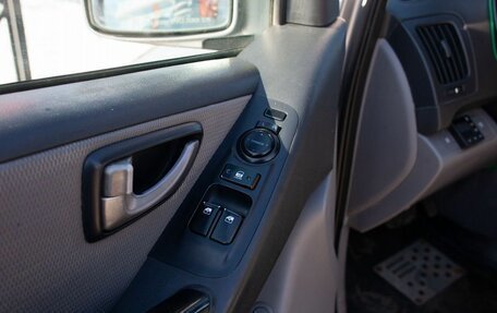 Hyundai Grand Starex Grand Starex I рестайлинг 2, 2011 год, 1 570 000 рублей, 32 фотография