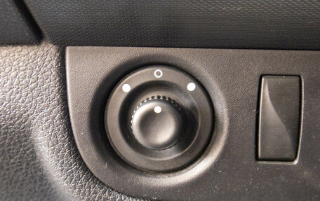 Renault Sandero II рестайлинг, 2016 год, 999 000 рублей, 23 фотография